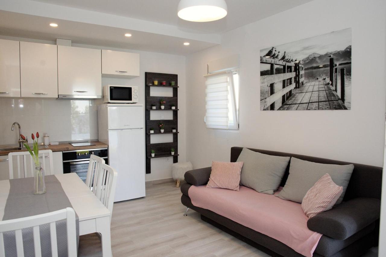 Apartments By The Sea Kozino, Zadar - 5803 Luaran gambar